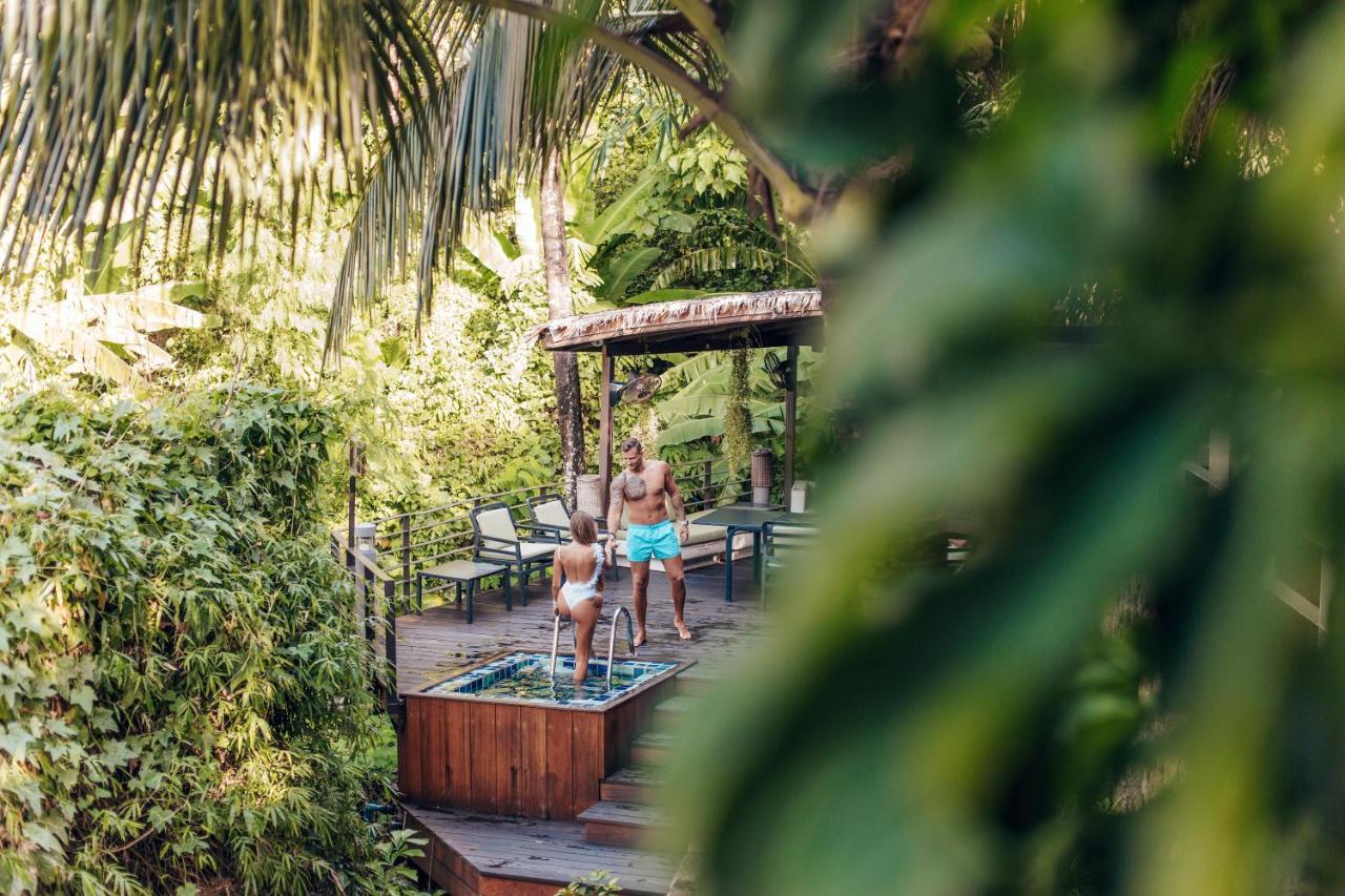 Santosa Detox Retreat Hotel Phuket Екстериор снимка